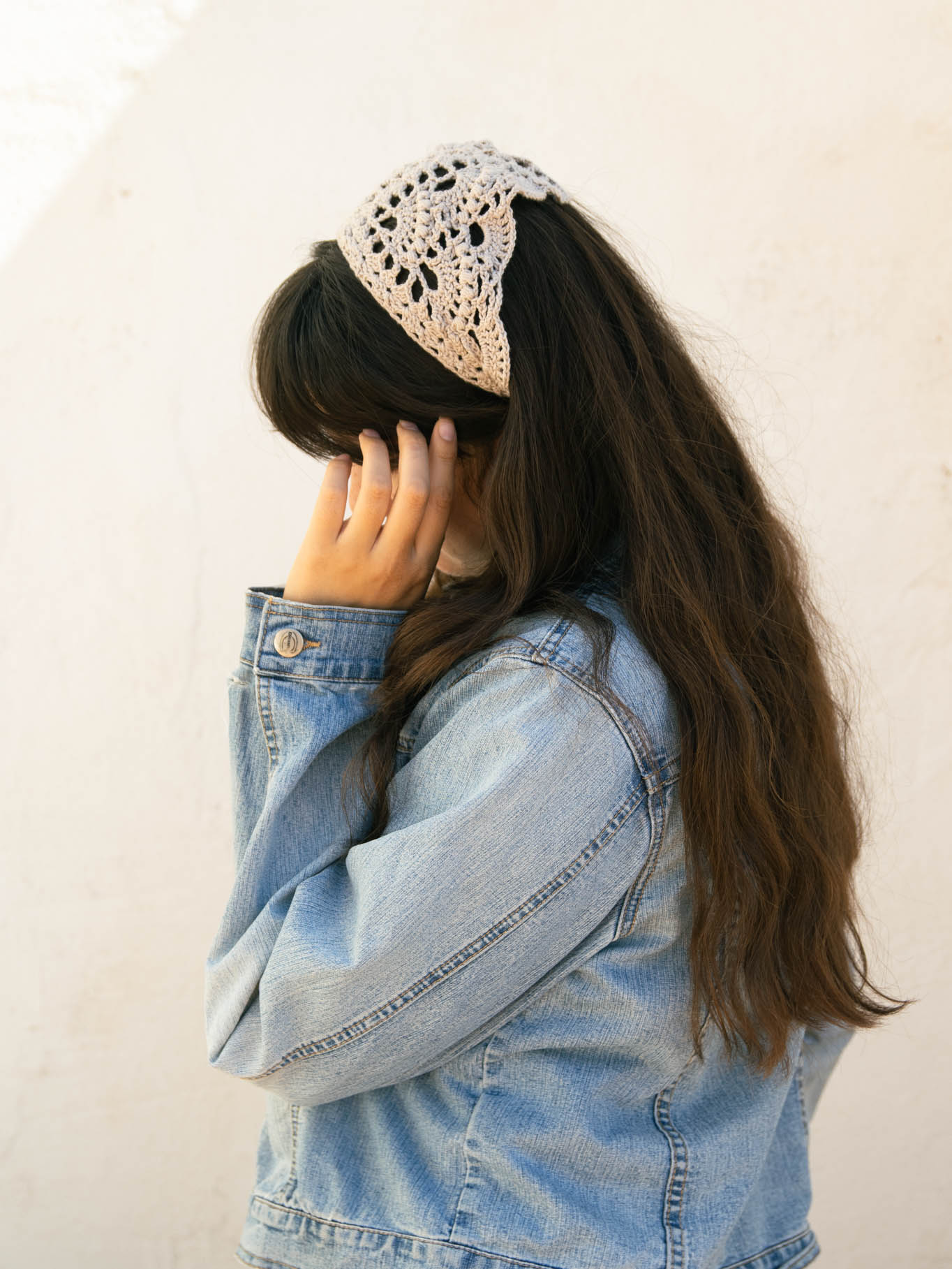 Easy Crochet Kerchief Pattern for a Timeless Boho Look