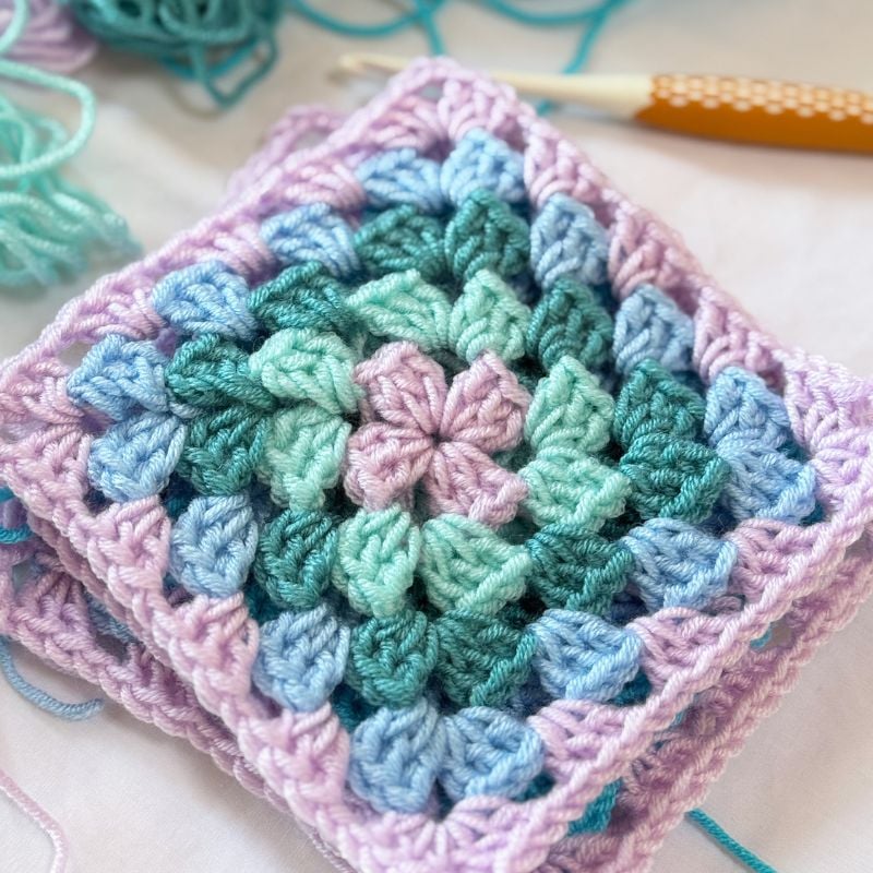 Crochet Granny Square - Handy Little Me