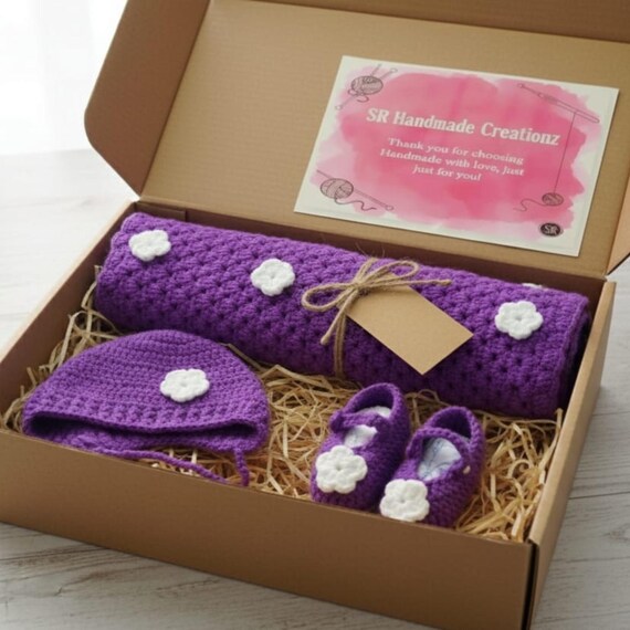 I Crocheted the Coziest Slippers in 2 Hours (Free Pattern + Photos)