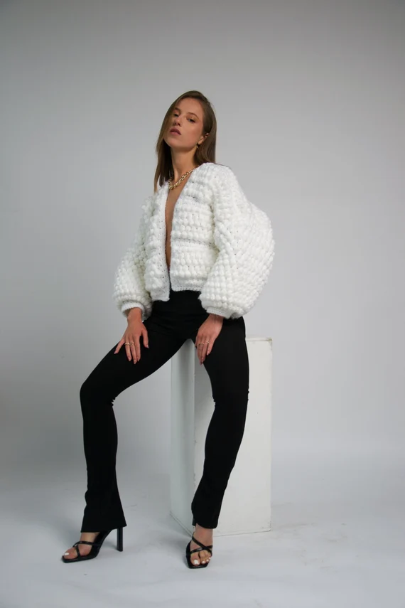 Crochet Chunky White Cardigan, Elegant Style Outfit, Oversized Woman Dress  Jacket, Wedding Dress Jacket for Brides, Luxury Gift for Woman